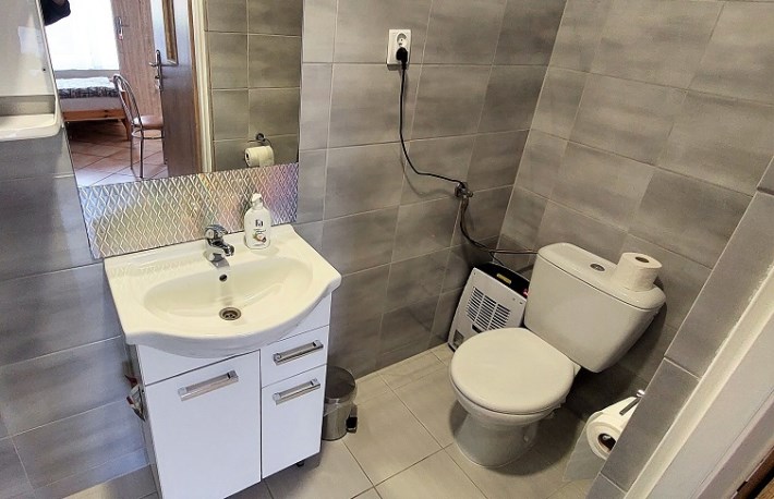 łazienka z WC łazienka z WC