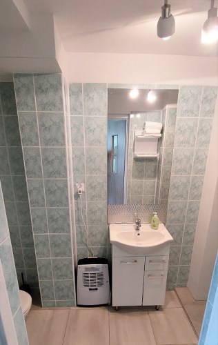 łazienka z WC łazienka z WC