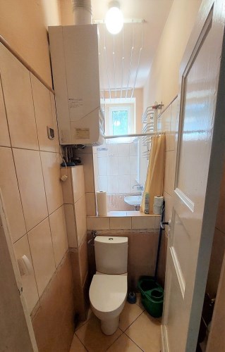 WC WC